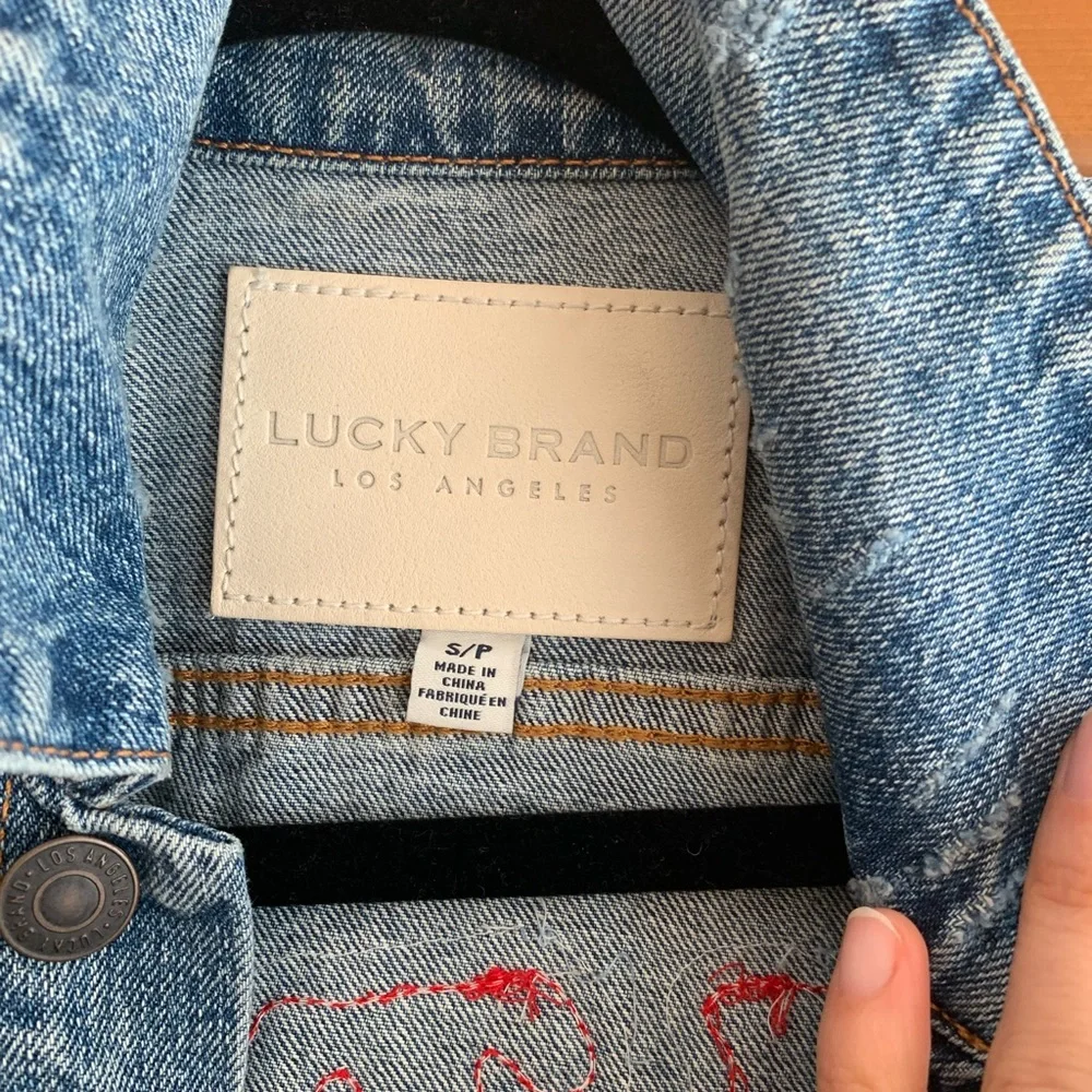 Lucky Brand denim jacket, style might be out of stock - Picture 3 of 3